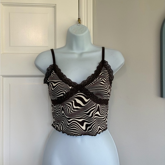 H&M Tops - H&M Black and White Zebra Lace-Trim Tank Top